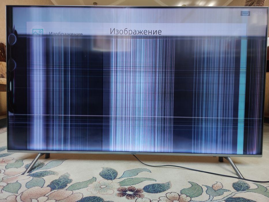 Телевизор Самсунг LED 140 см