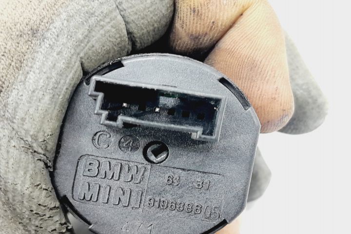 Switch airbag 919688605 BMW Seria 5 F11  [din 2009 pana  2013] seria