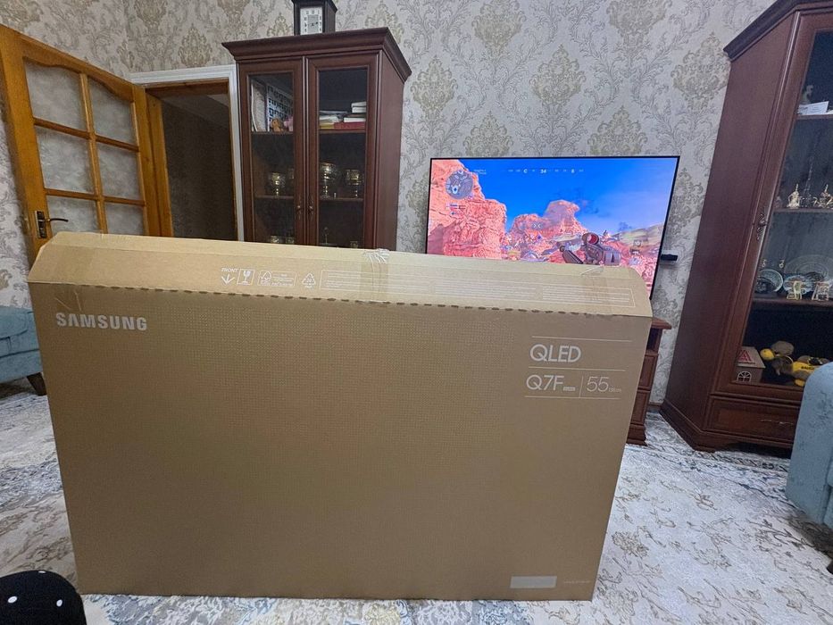 Телевизор самсунг 55 QLED