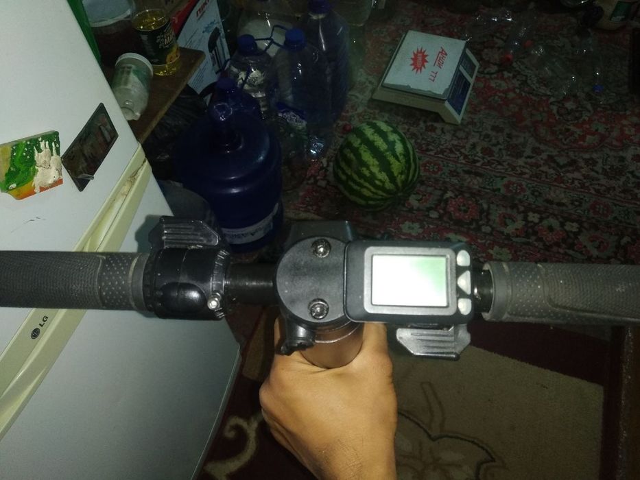 Hiper Triumph M85s Самокат