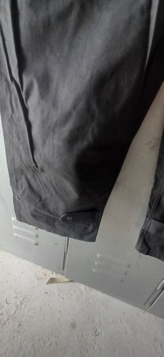 Vând costum lucru