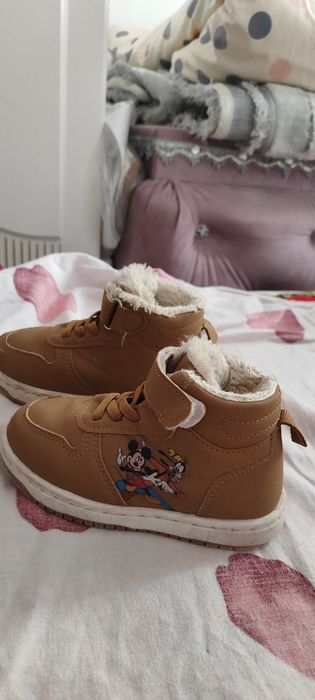 Күздік ботинка сатылады