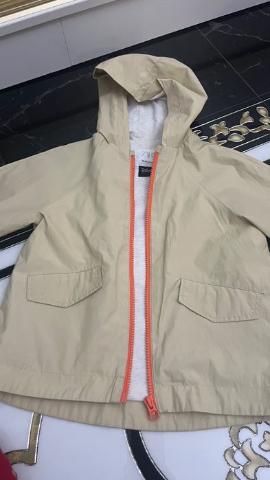 Ветровка ZARA для девочки 92