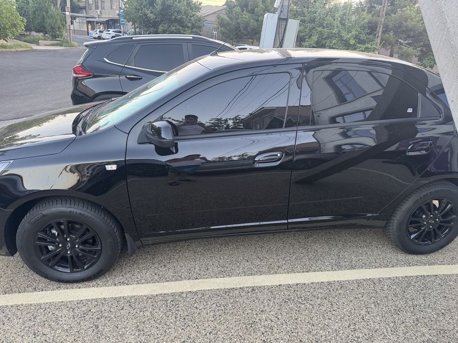 Kobilt 2025 midnayt