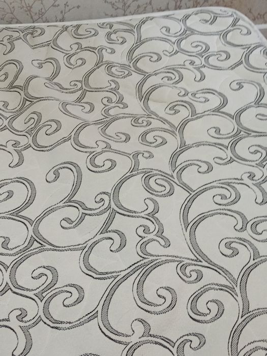 Матрац б/у, в хорошем состоянии, чистый