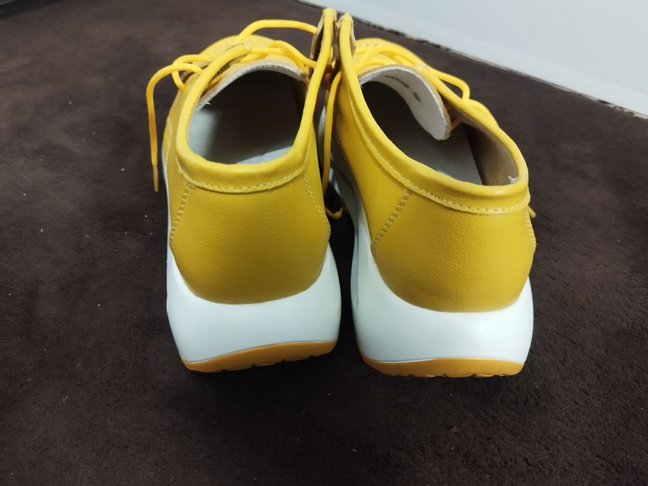 Pantofi dama din piele