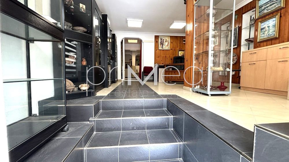 Офис в Бургас-Център площ 111 цена 159000