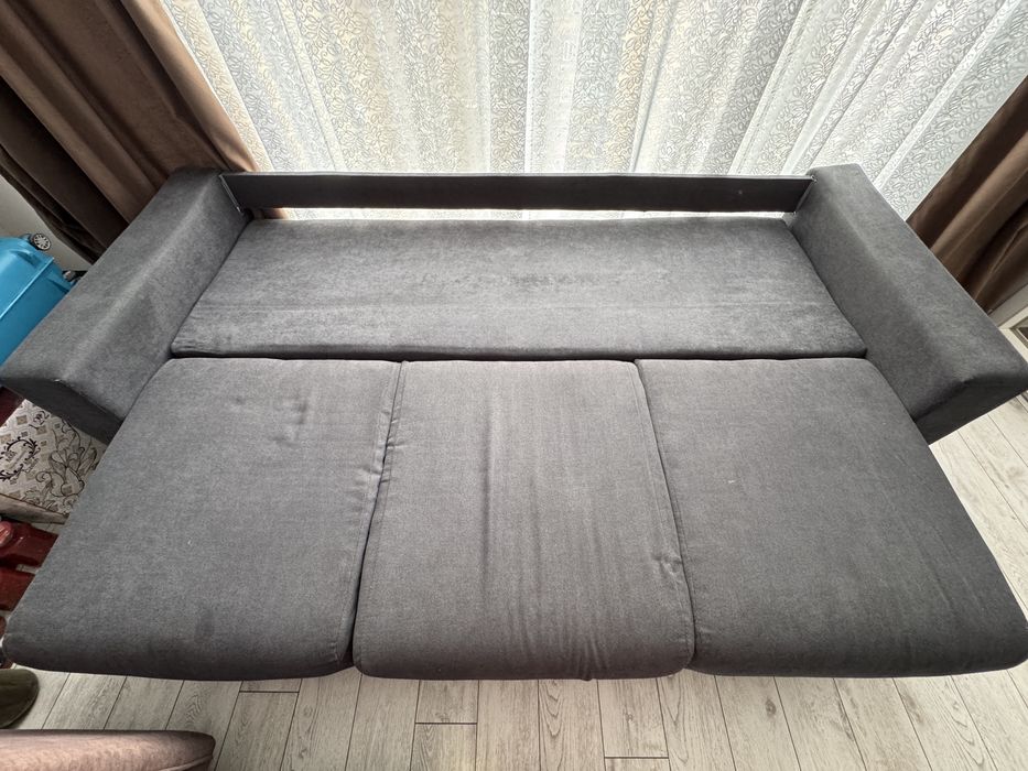 Б/у диван в хорошем состоянии