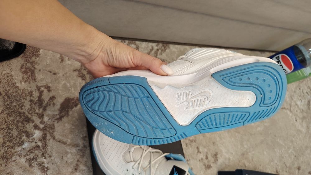 Jordan Max Aura 5 originali. Piele naturala. Nr 43. Impecabili