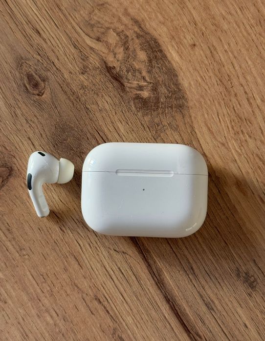 AirPods Pro 2 - 1 наушник + кейс Lightning
