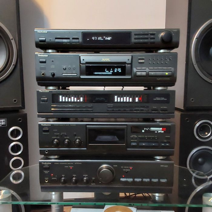 Vând o superbă linie Technics!!