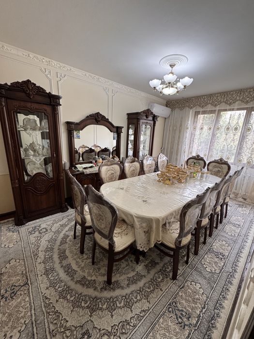 Чилонзор метро 100 метр 4-хона 3-этаж 93500$