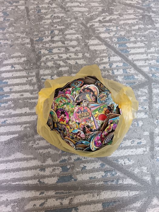 Продам фишки. Около 2000 шт