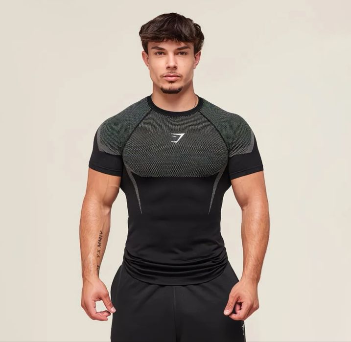 Футболки Gymshark