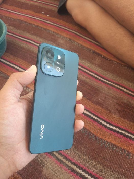 Vivo y28 telefon