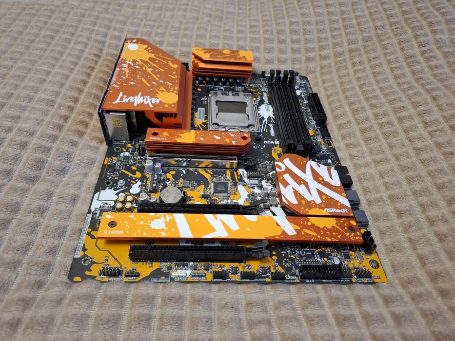 Материнская плата Asrock B650 Live Mixer