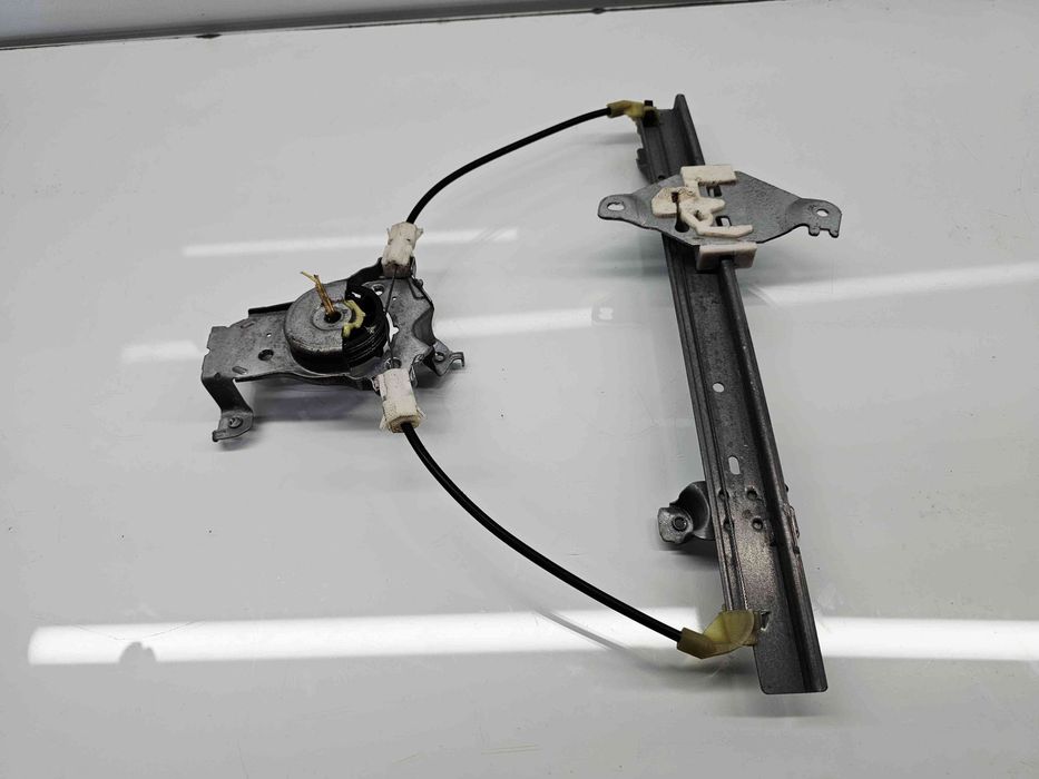 Macara electrica geam dreapta spate Nissan Qashqai Facelift (2) [Fabr