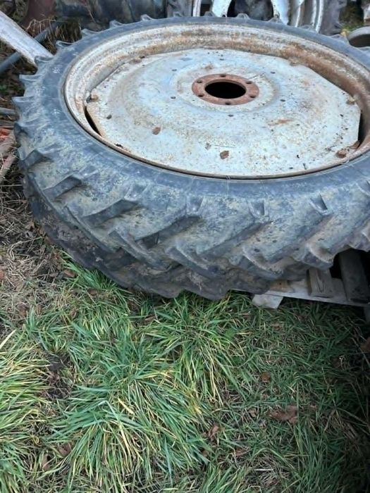 Mig azot Kvernelad Vicon Rotaflow 1600 kg,Roti Inguste R42.9,5;R28 8.3