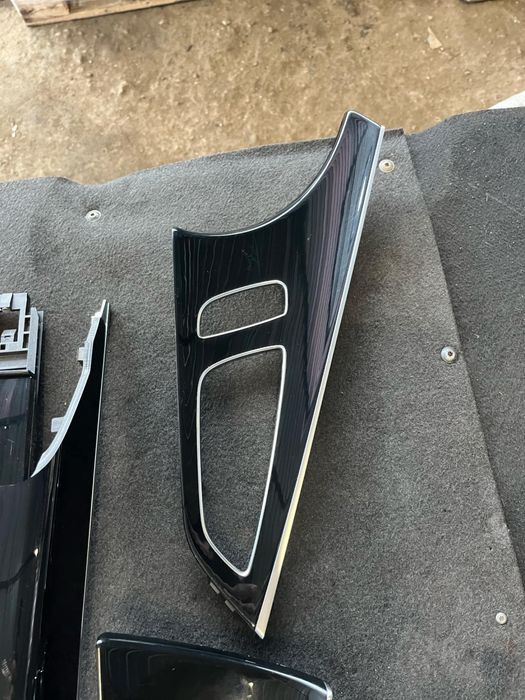 Комплект интериорни лайсни AUDI A6 C7 4g колплект множе и на бройка