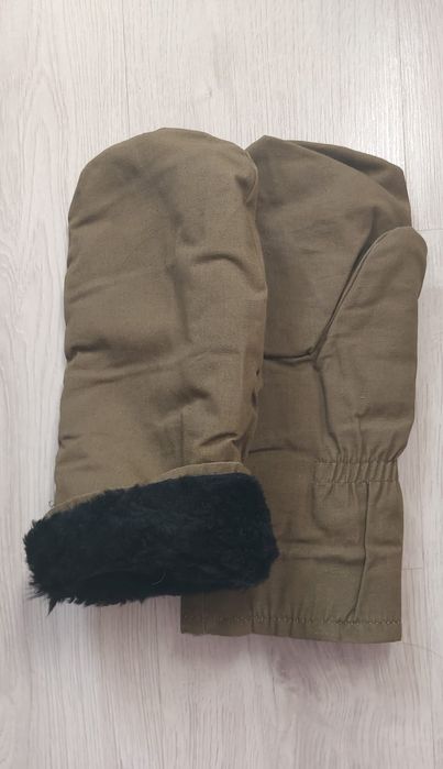 Рукавицы теплые зимные