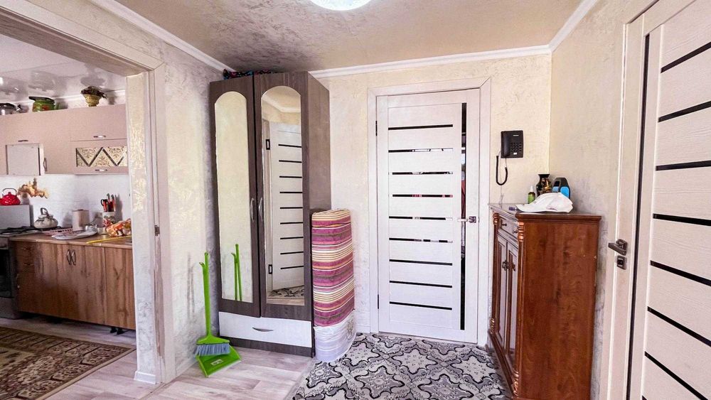 Продается добротный дом, Анна С. Империя