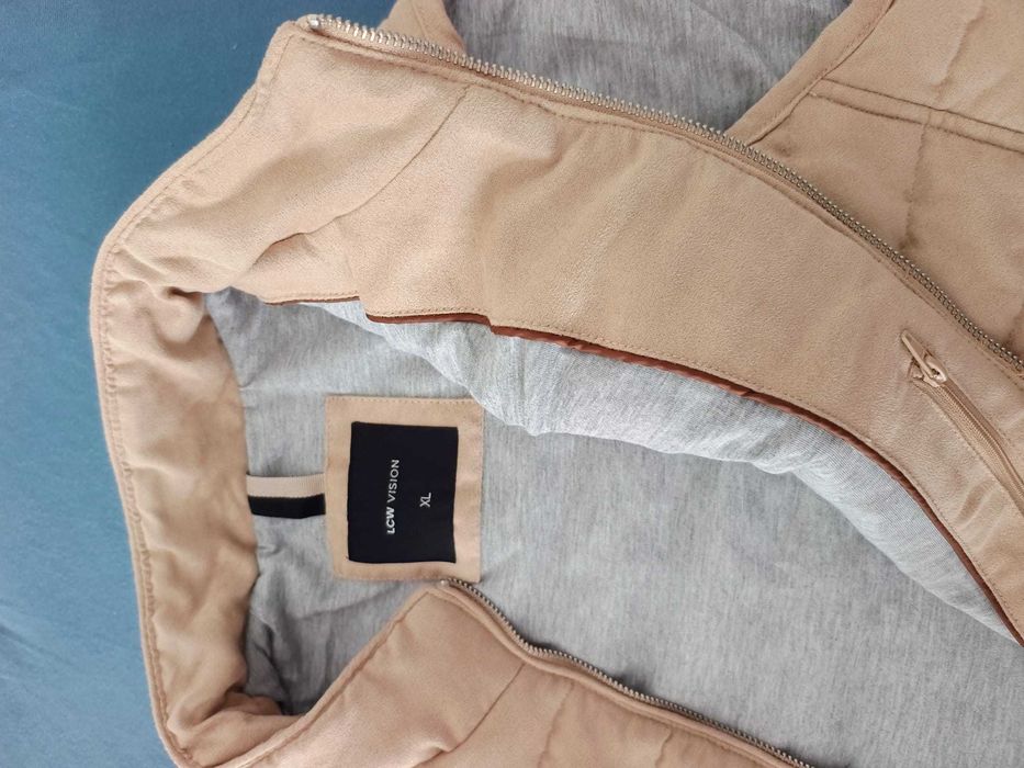 Нов мъжки елек,подходящ за сезона