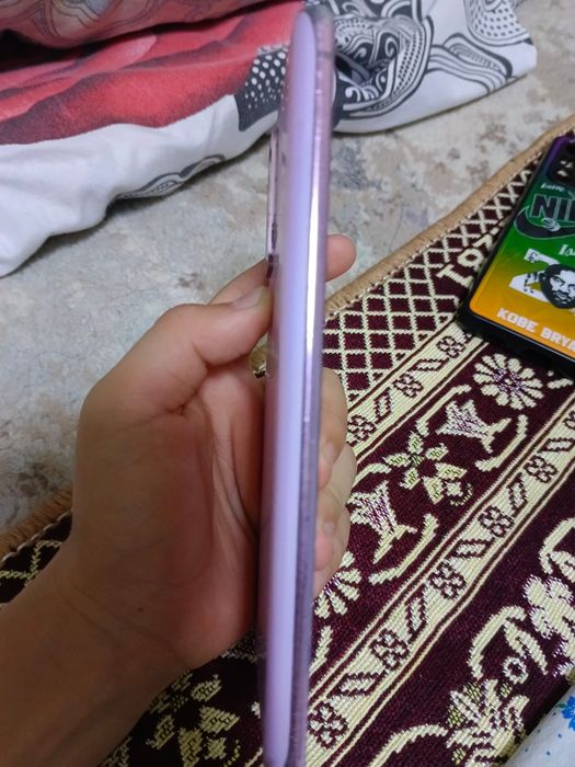 Samsung S20 FE,бывший Субфлагман