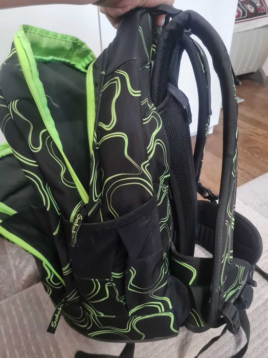 Ученическа раница SATCH Green Supreme, обем 30 литра