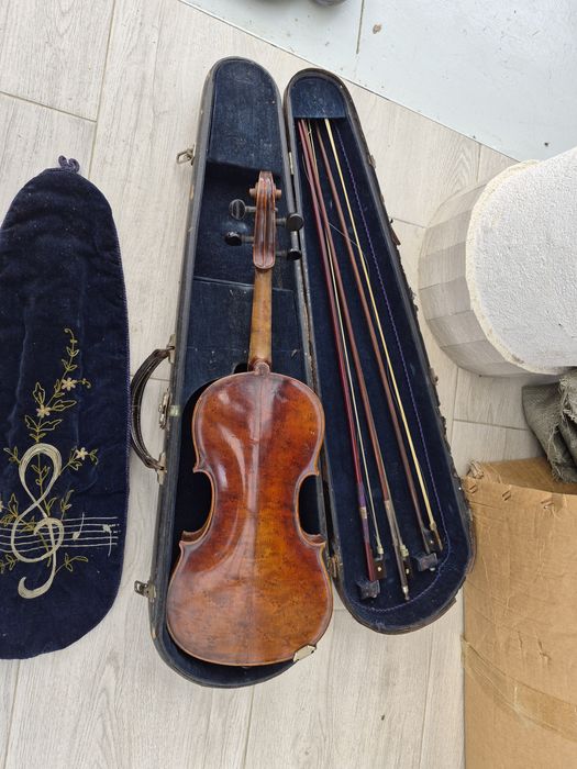 Vioara veche Stradivarius