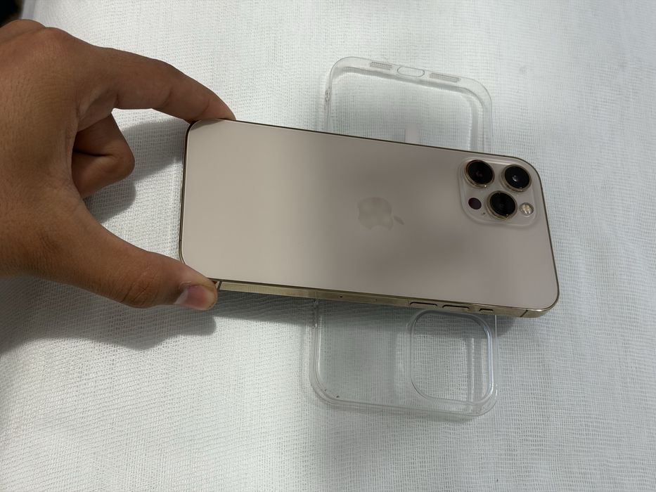 iPhone 12 Pro Max 128GB Gold (LL/A) — Ideal holatda!