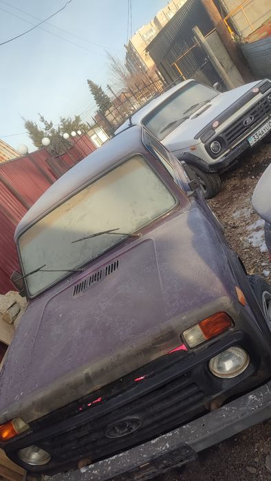 Продам две Нивы по одной цене