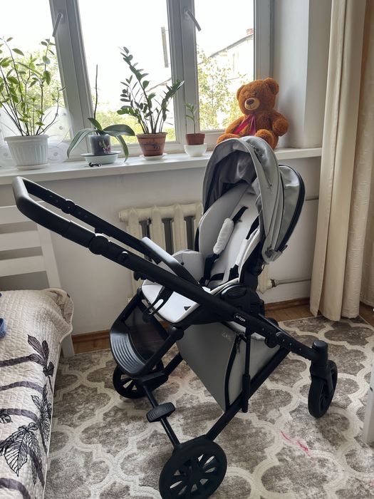 Продам коляску Anex