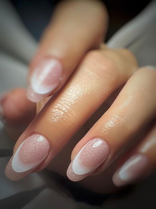 Unghii cu gel/ oja semipermanenta