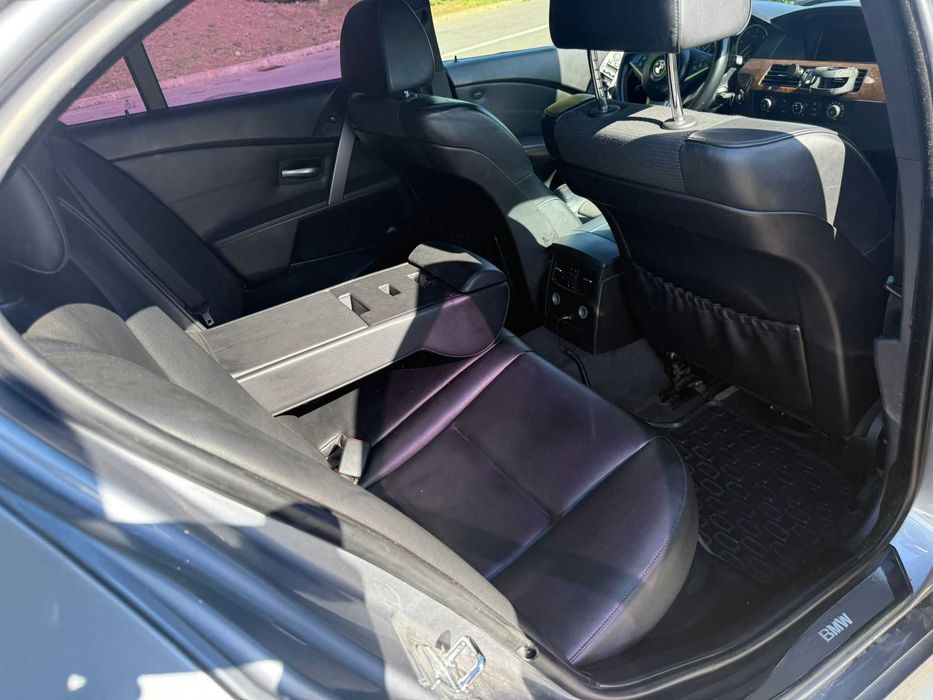 BMW seria 5 e60 2.0d 163cp Pachet M facelift Targoviste • OLX.ro