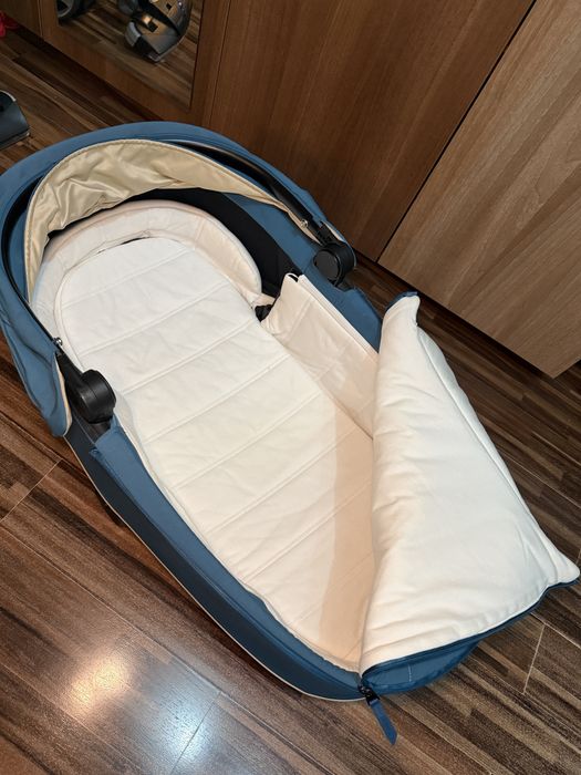 landou Cybex Platinum Lux - carucior priam