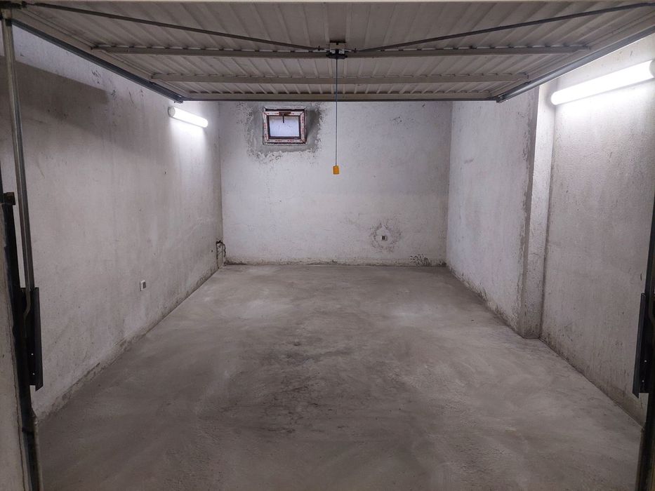 Дава се под наем Гараж / Паркомясто в София, Оборище - 23 кв.м за 119.34 € - Снимка #3