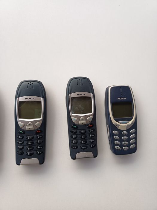 Telefoane Mobile 6310i, 6210i, 3310 /Sunt in perfectă Stare