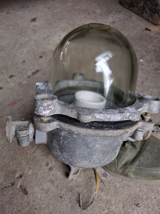 Lampa industriala mare
