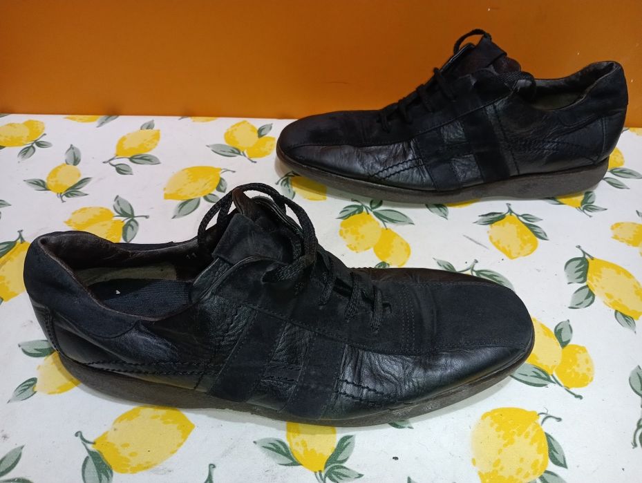 Hogan N 46,5 кожени - 18 €