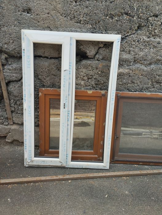 Продам окно без стекла .