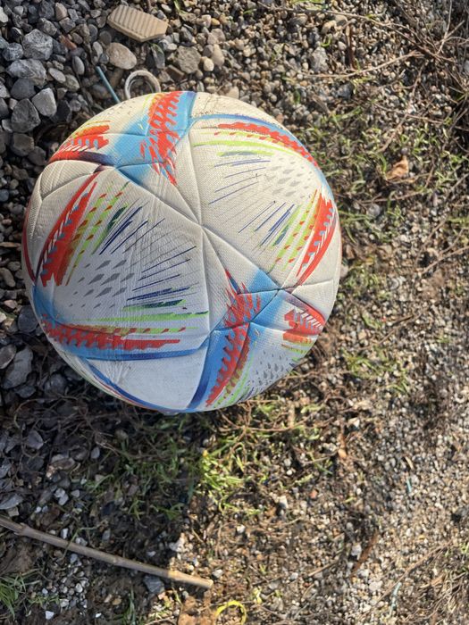 Продам мячик футбольный цена 3 500 покупал