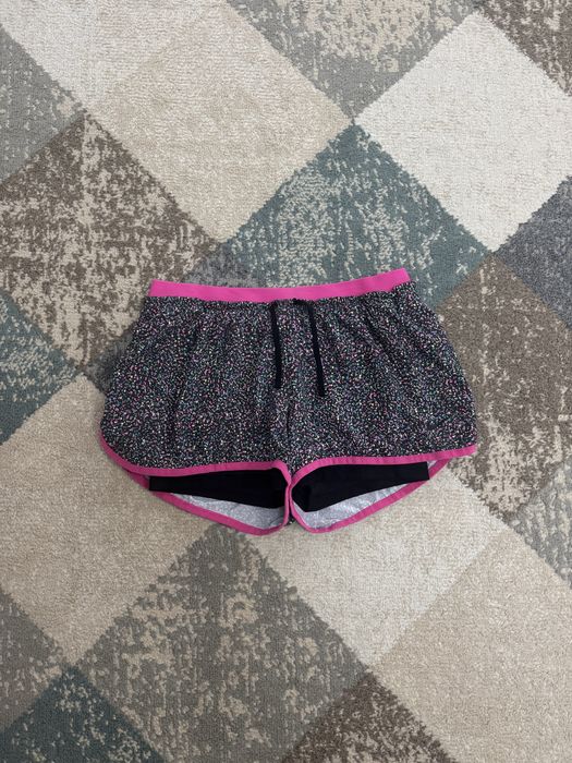 Дамски къси гащи Nike