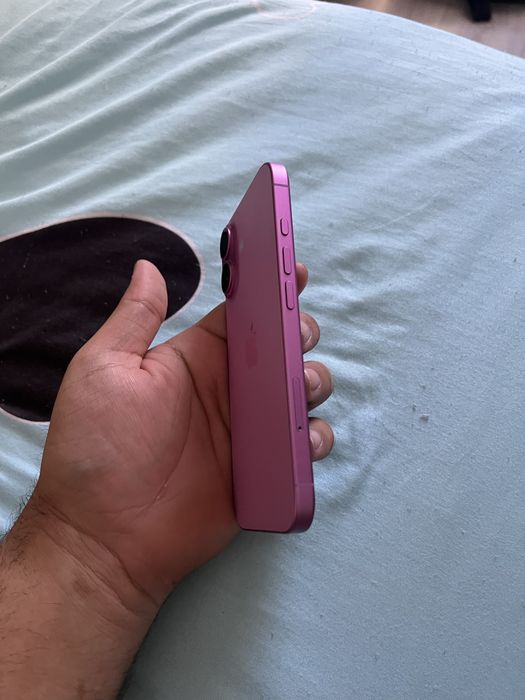 Iphone 16 stare impecabila in garantie sanatate 91%