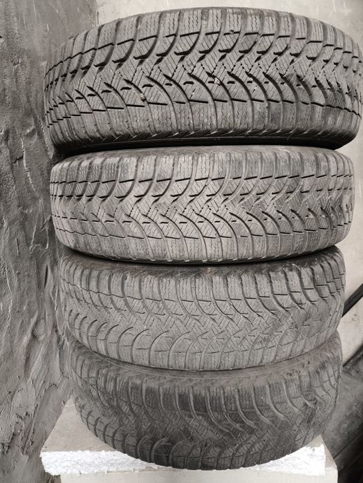 Гуми Michelin Alpin 14 ц. с джанти за Wv груп  5/100