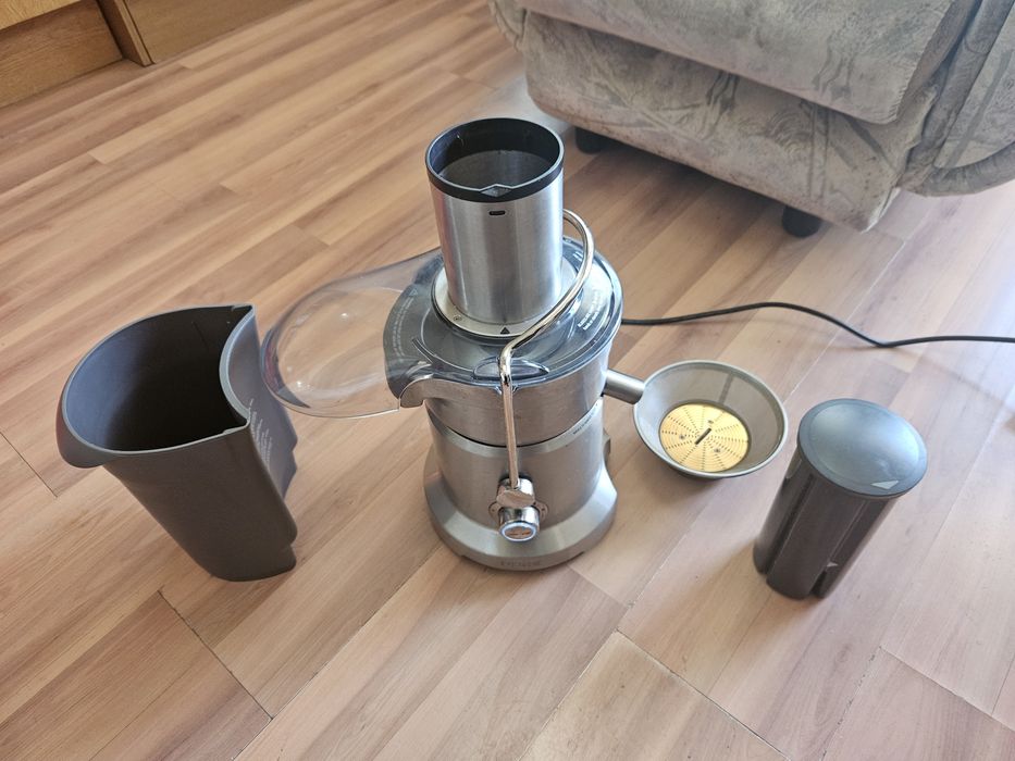 Центрофуга сокоизстисквачки за твърди и меки плодове Професионална Мно