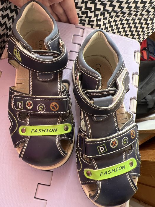 Сандалии для садика