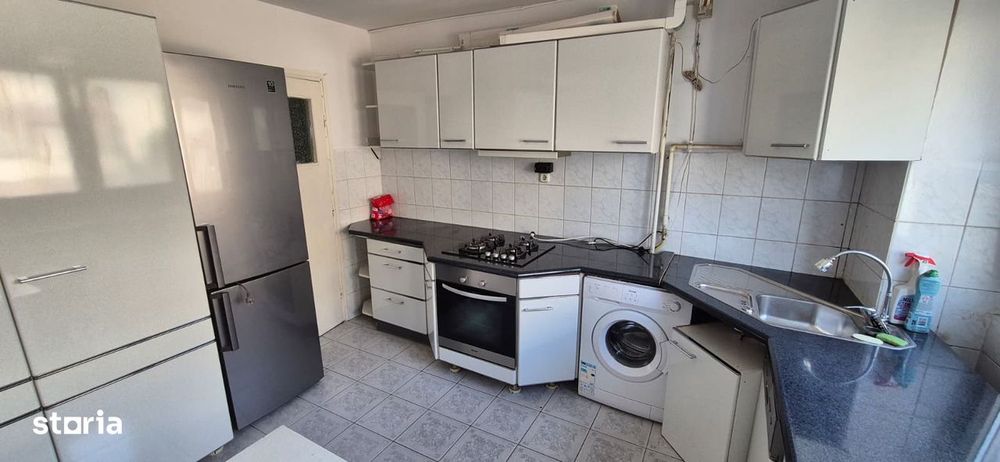 3 camere Romanilor / Bou' Rosu