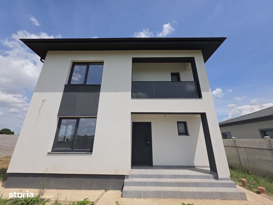 Casa 4 camere,gata de mutare,800 m de blv.