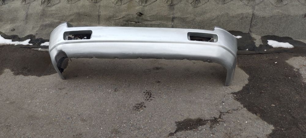 Бампер задний с усилителем.