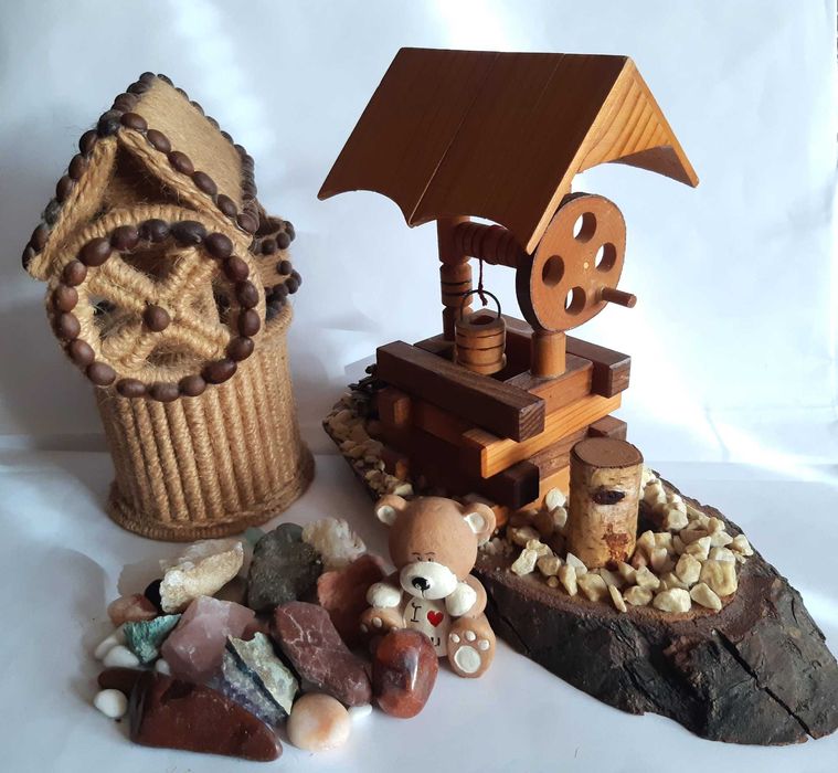 2 fântâni decorative, artizanale, vechi + pietre semiprețioase